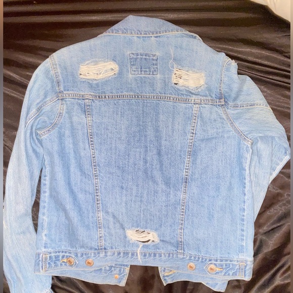 🧚‍♀️3for50$ Distressed denim jacket - Picture 9 of 9